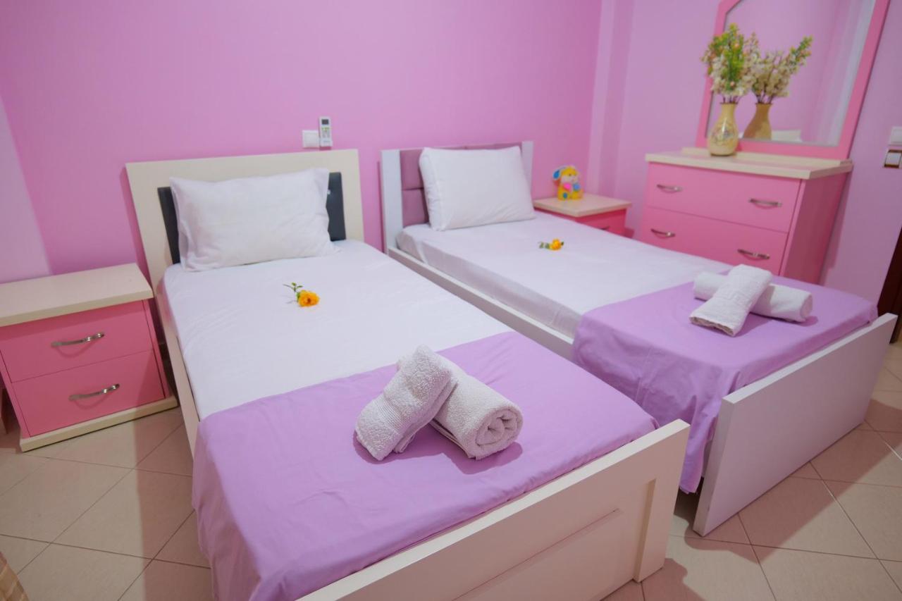 Klevis Apartament *